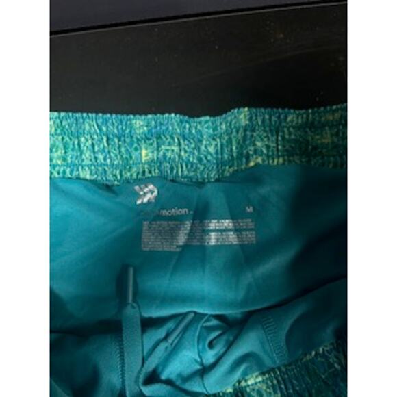 NWT Men’s All in Motion Turquoise Any Sport Performance Shorts - Medium - Picture 4 of 5